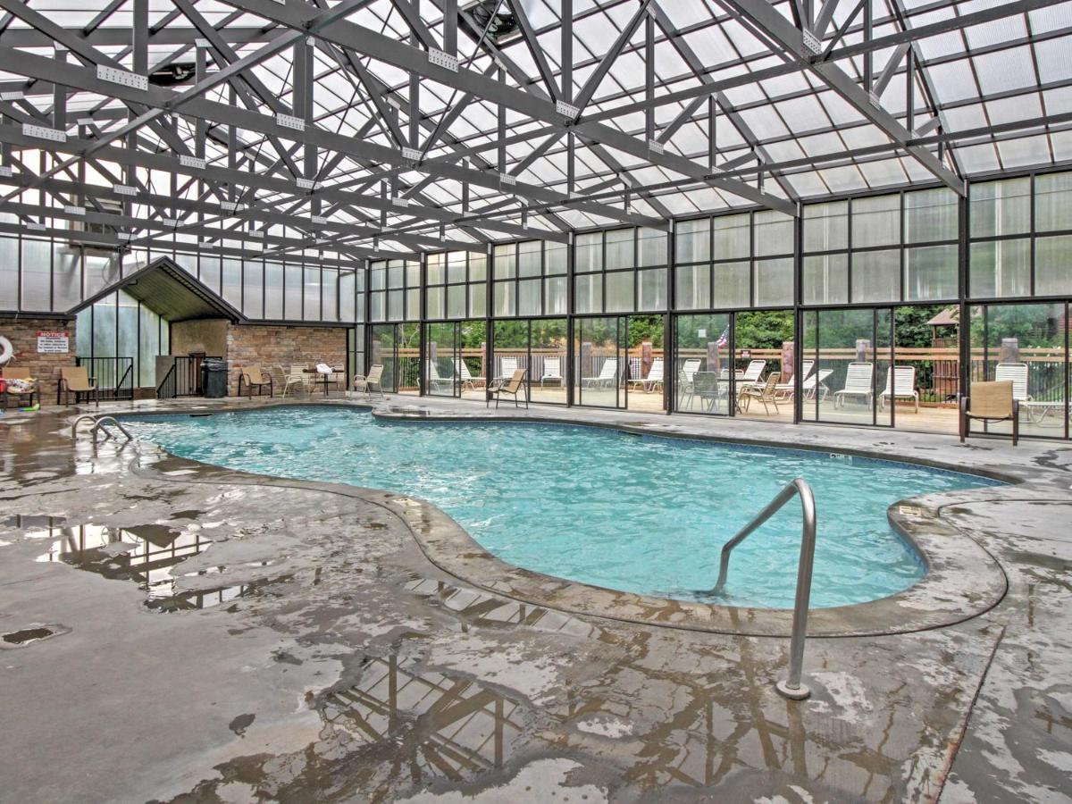 Idyllic Cabin With Hot Tub Less Than 2 Mi To Dollywood! Sevierville Eksteriør bilde
